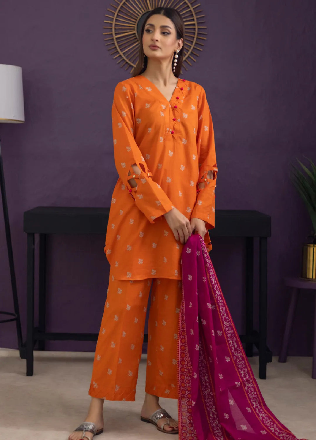 Regalia Textiles Trendy Threads Printed Lawn Suit Unstitched 3 Piece RGT24T D-06 - Summer Collection