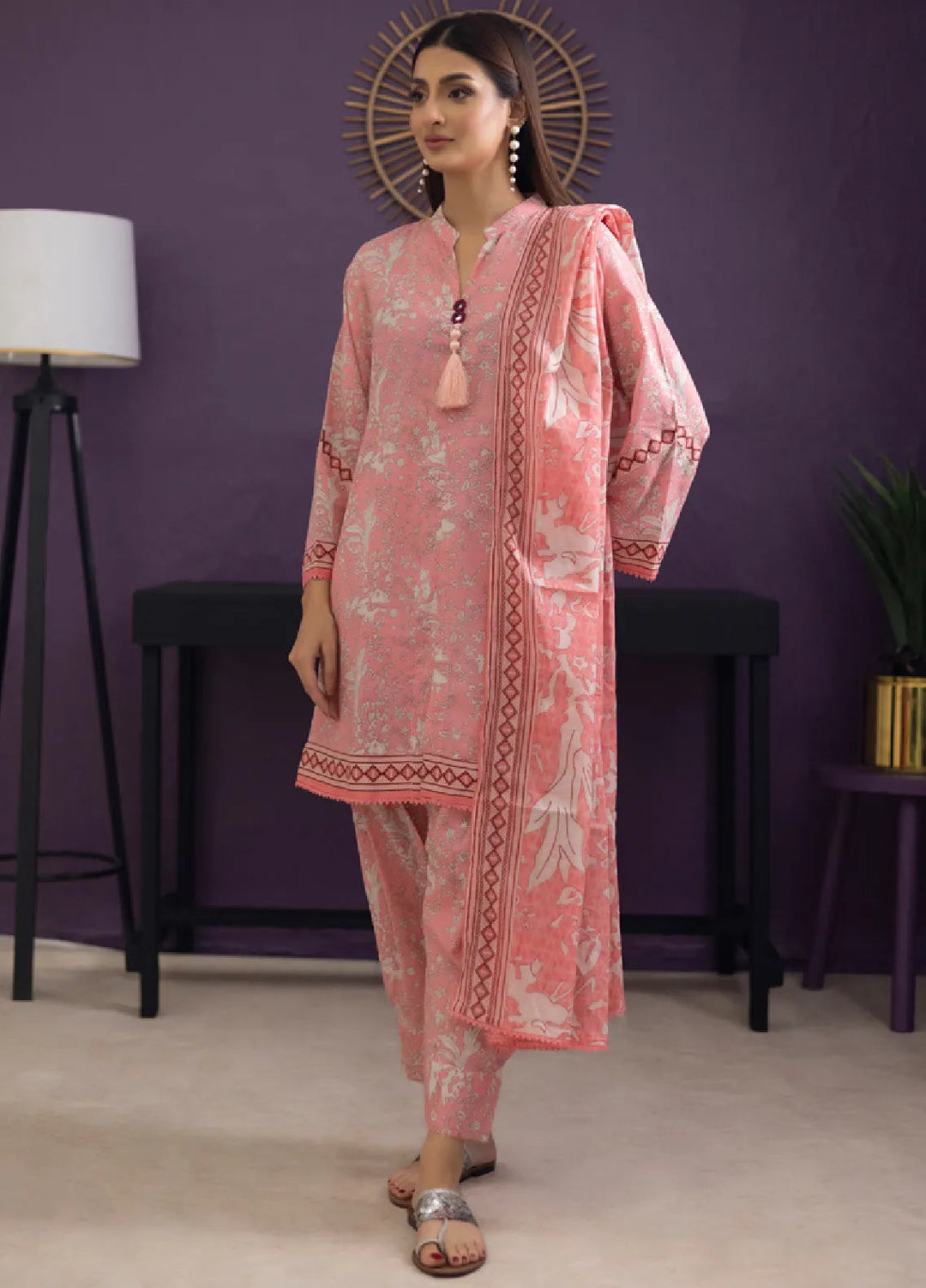 Regalia Textiles Trendy Threads Printed Lawn Suit Unstitched 3 Piece RGT24T D-09 - Summer Collection