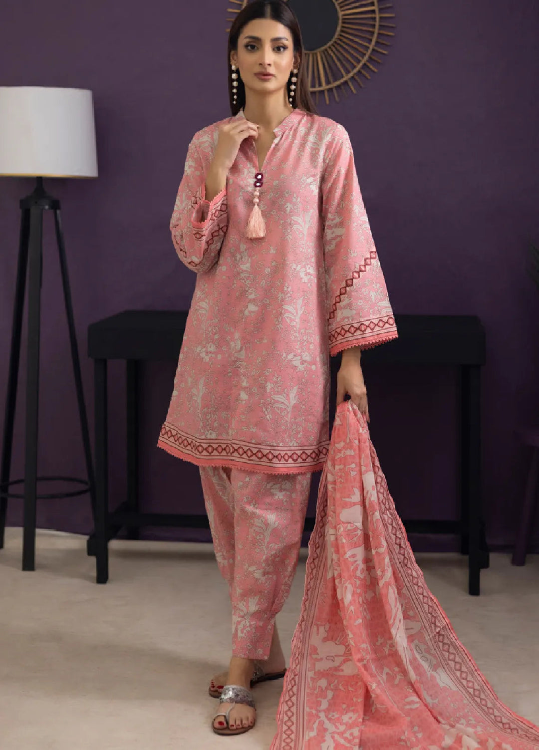 Regalia Textiles Trendy Threads Printed Lawn Suit Unstitched 3 Piece RGT24T D-09 - Summer Collection