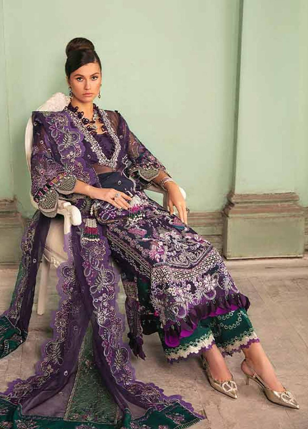 Republic WomensWear Embroidered Organza Suits Unstitched 3 Piece RW21WU D-07 (Pensee) - Luxury Formals Collection