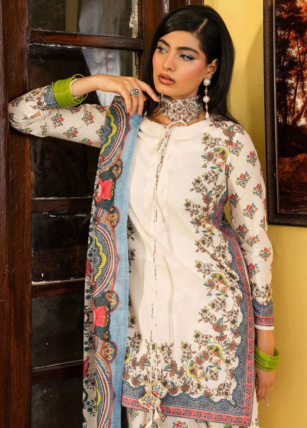 Retro by Maria Osama Khan Pret Printed Lawn 3 Piece Suit Jasmine