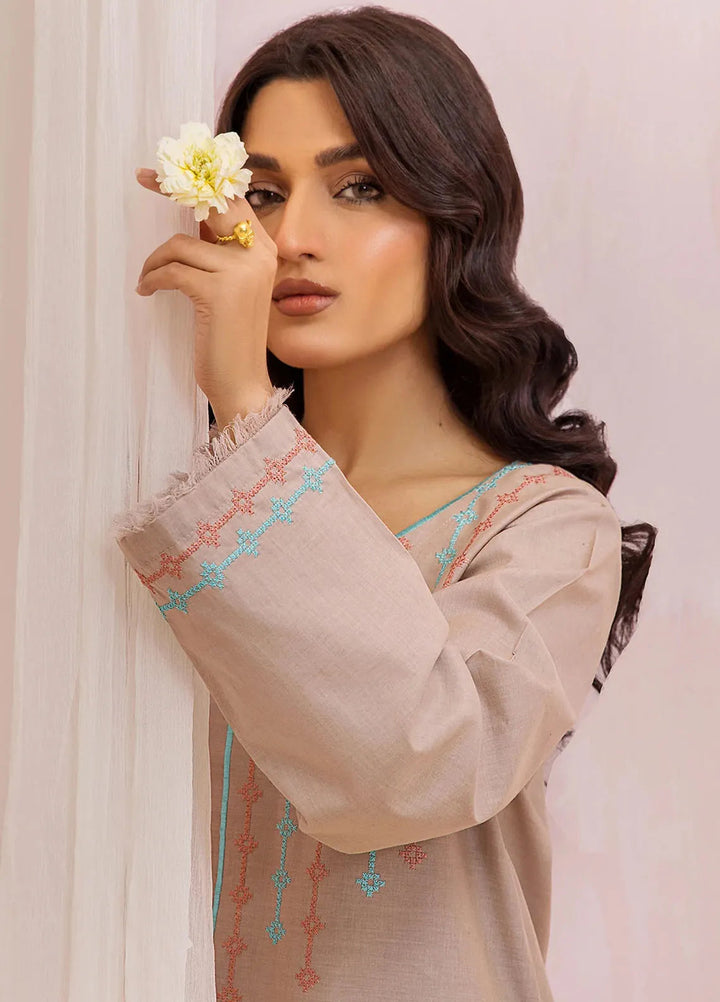 Retro Pret Embroidered Lawn 2 Piece Suit RKF08