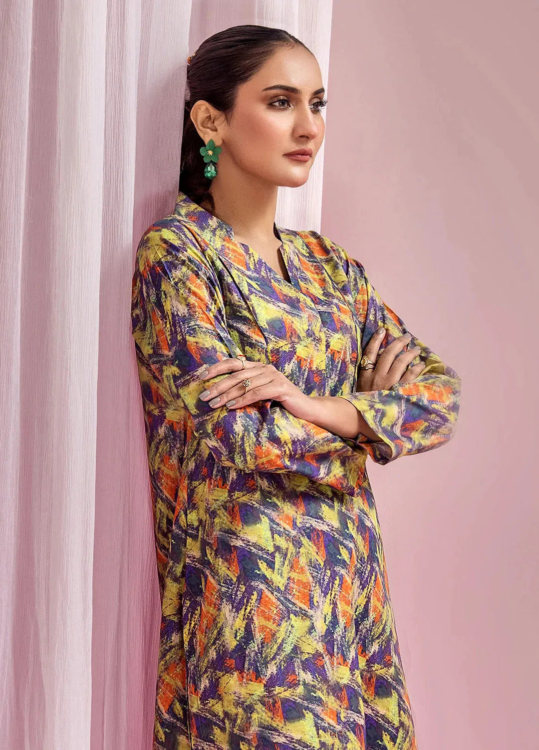 Retro Pret Printed Lawn 2 Piece Suit RBS05