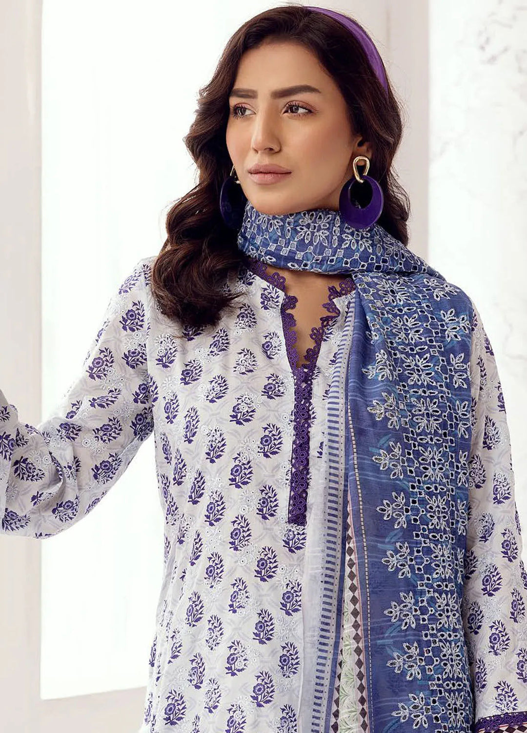 Riaz Arts Embroidered Lawn Suit Unstitched 3 Piece RA25MH D-02 - Summer Collection