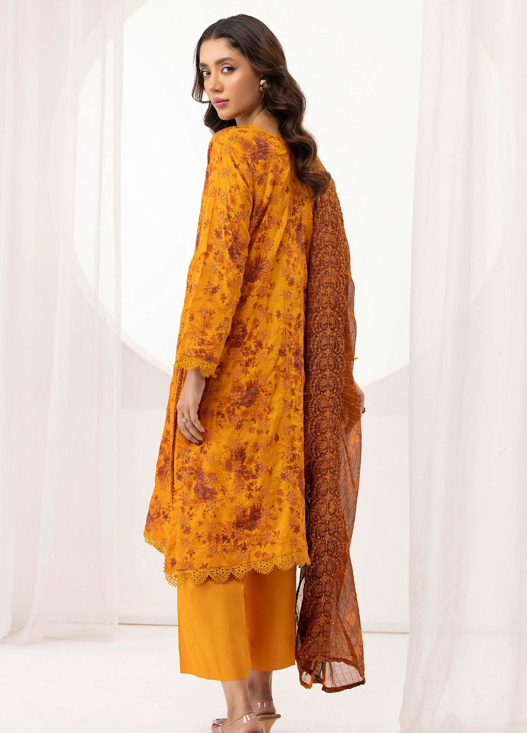 Riaz Arts Embroidered Lawn Suits Unstitched 3 Piece RA25RL D-07 - Summer Collection
