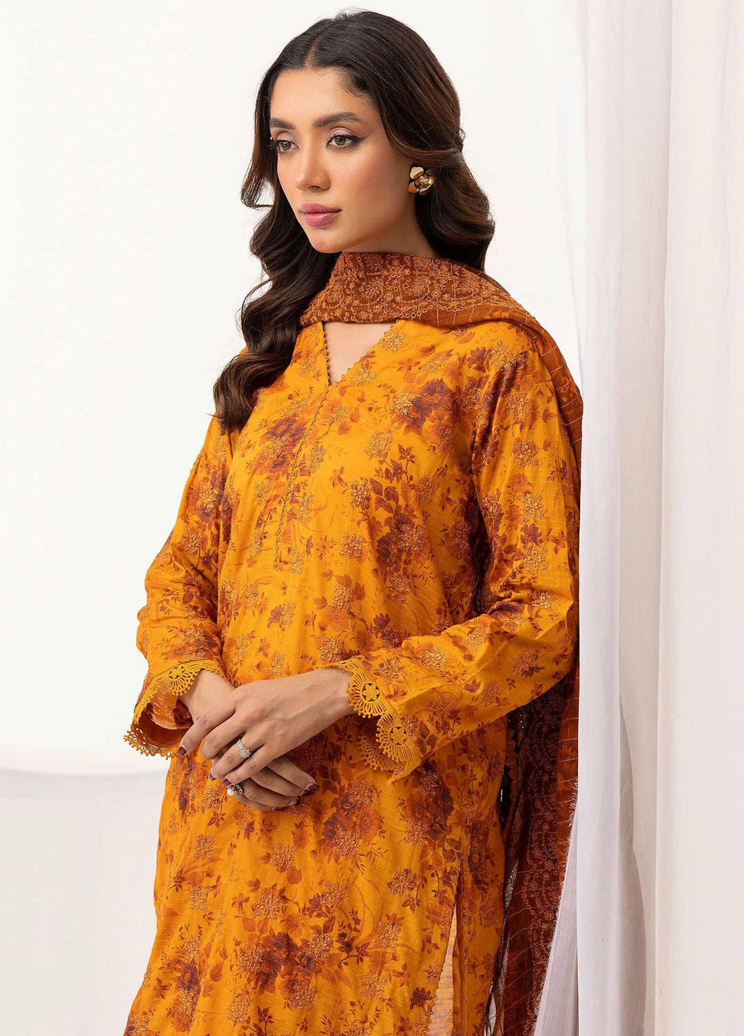 Riaz Arts Embroidered Lawn Suits Unstitched 3 Piece RA25RL D-07 - Summer Collection