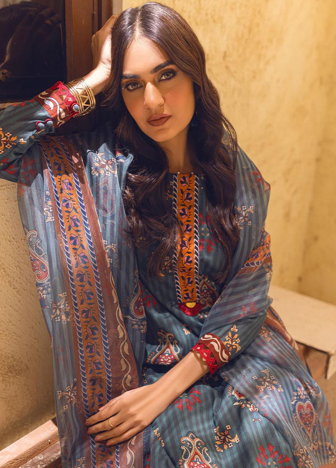 Riwayat By Salitex Printed Lawn Suits Unstitched 3 Piece ST23R UNS23AF010UT - Summer Collection