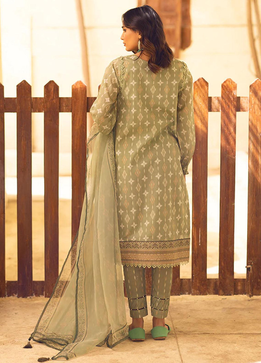 Riwayat By Salitex Printed Lawn Suits Unstitched 3 Piece ST23R UNS23AF004UT - Summer Collection