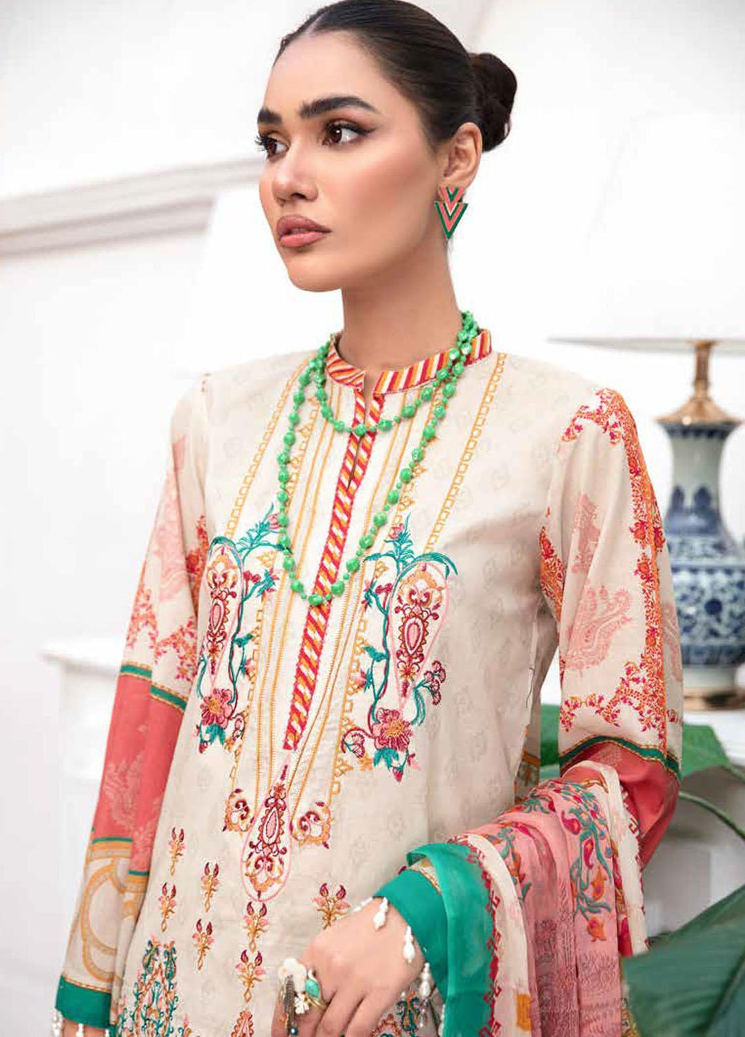 Riwayat-e-Khas By Banafsheh Embroidered Lawn Suits Unstitched 3 Piece BF22RK BNR-09 - Luxury Collection