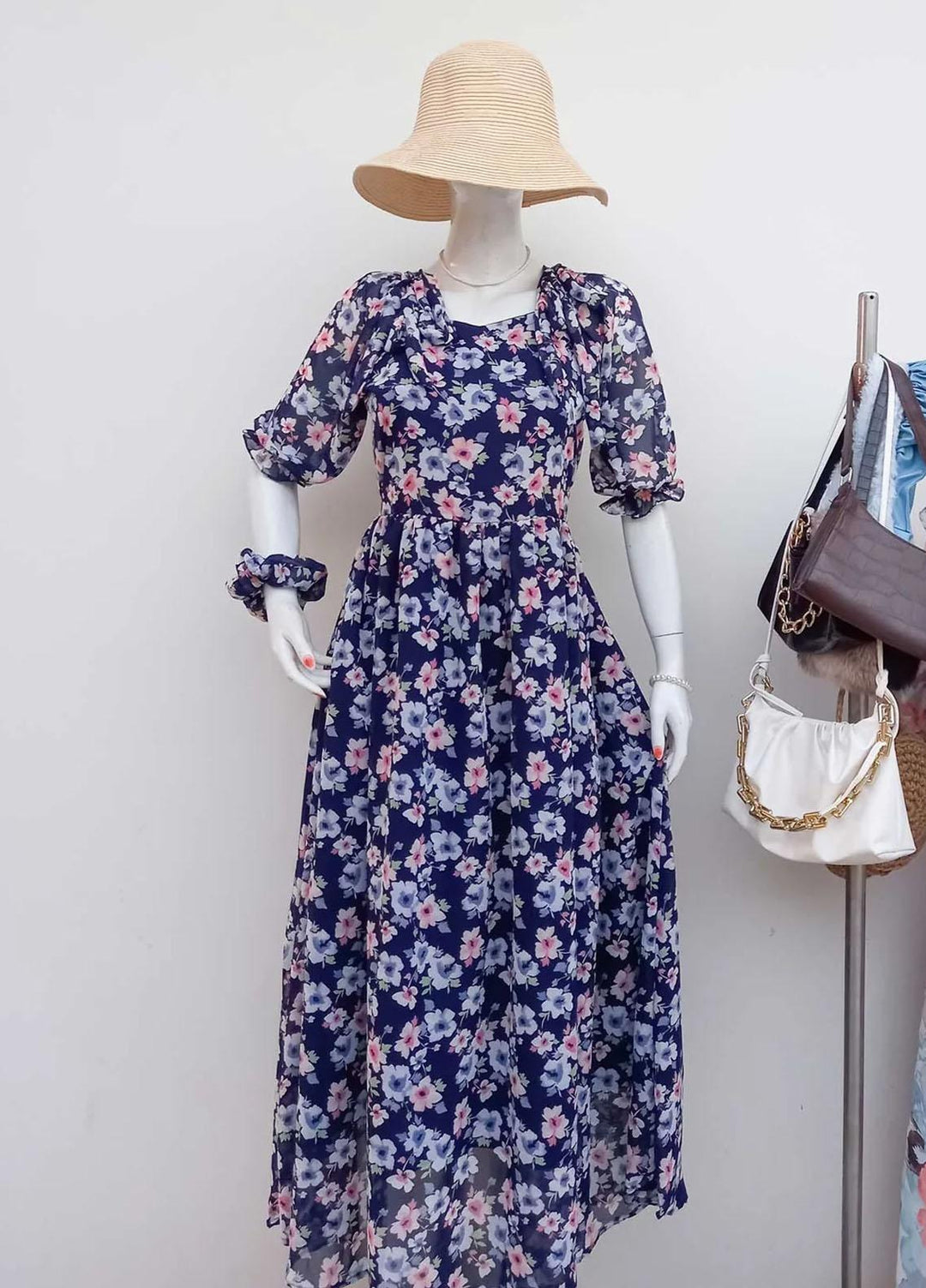 Robes Pret Casual  Long Dress PRETTY IN PETALS