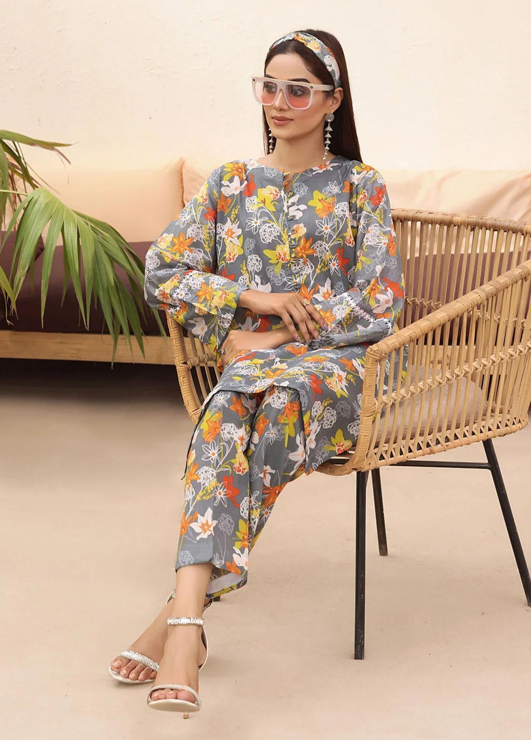 Robes Pret Printed Lawn 2 Piece Suit MERAKI