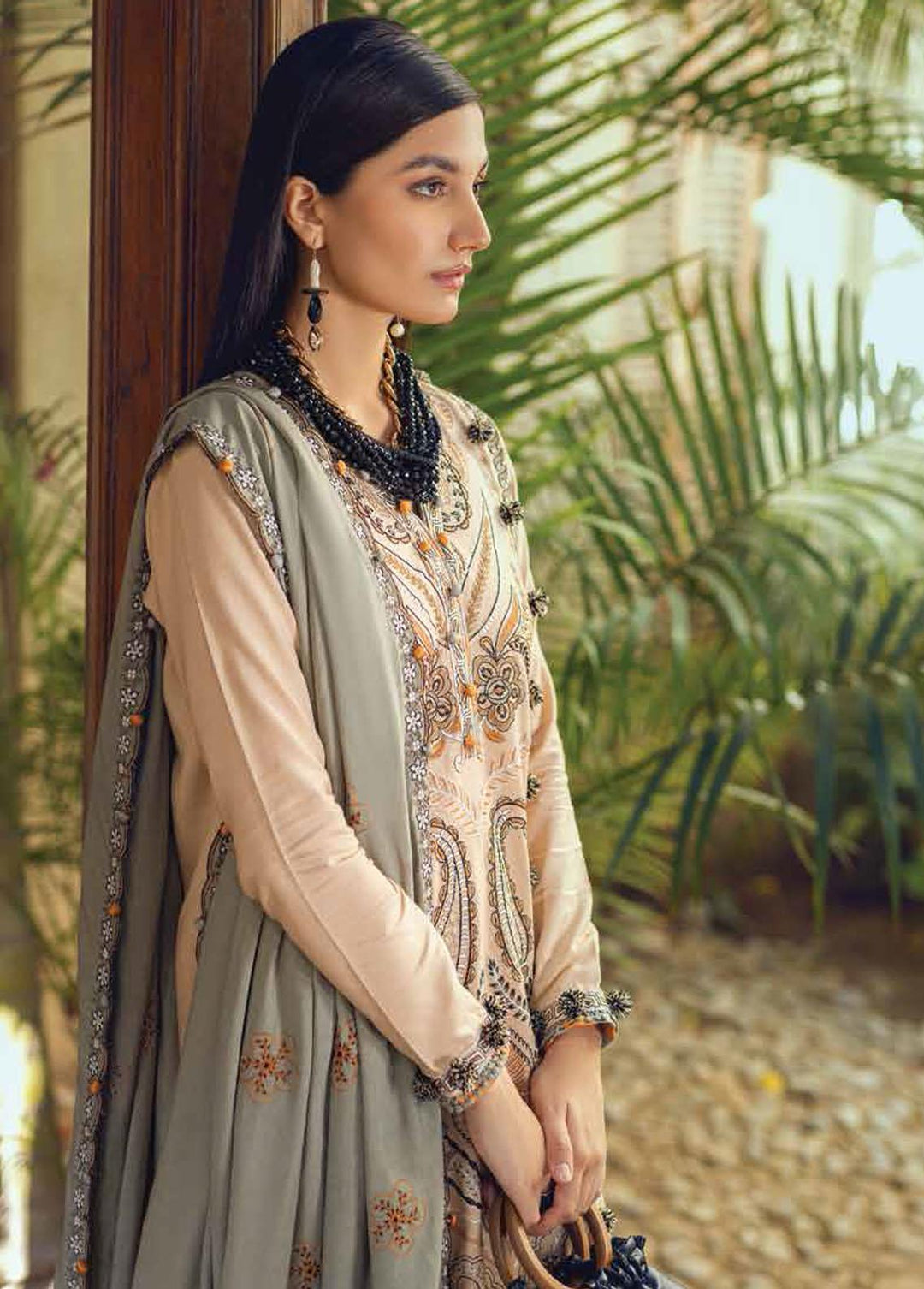 Roheenaz Embroidered Linen Suits Unstitched 3 Piece RO22FW RNZ-22-02-A - Luxury Collection