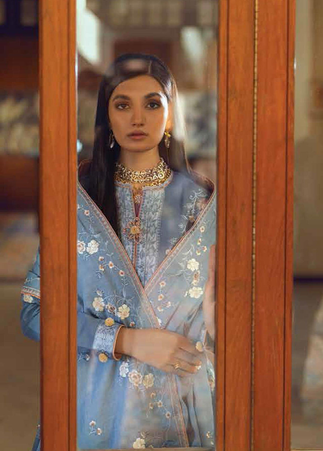 Roheenaz Embroidered Khaddar Suits Unstitched 3 Piece RO22FW RNZ-22-05B - Luxury Collection