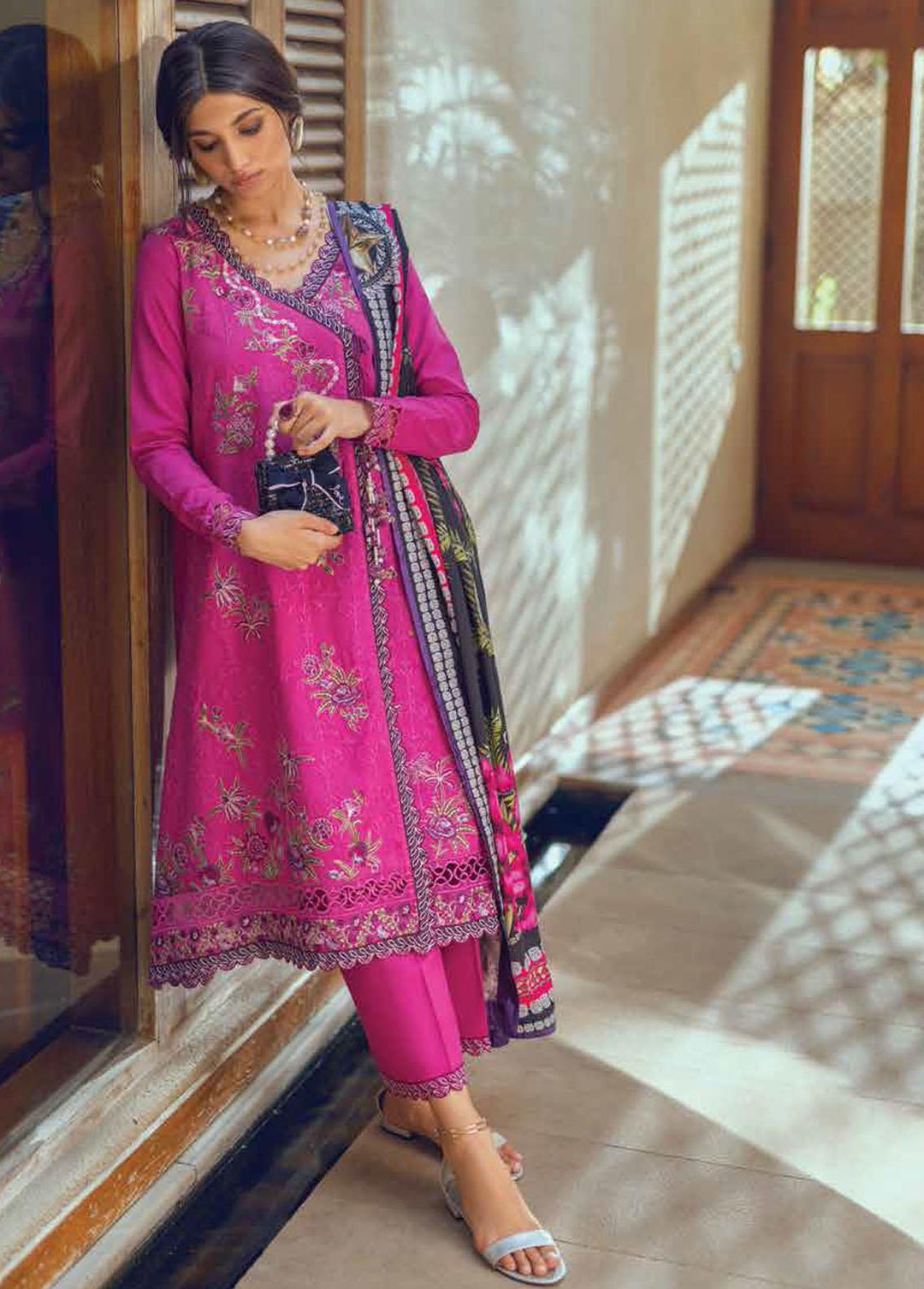 Roheenaz Embroidered Linen Suits Unstitched 3 Piece RO22FW RNZ-22-08B - Luxury Collection
