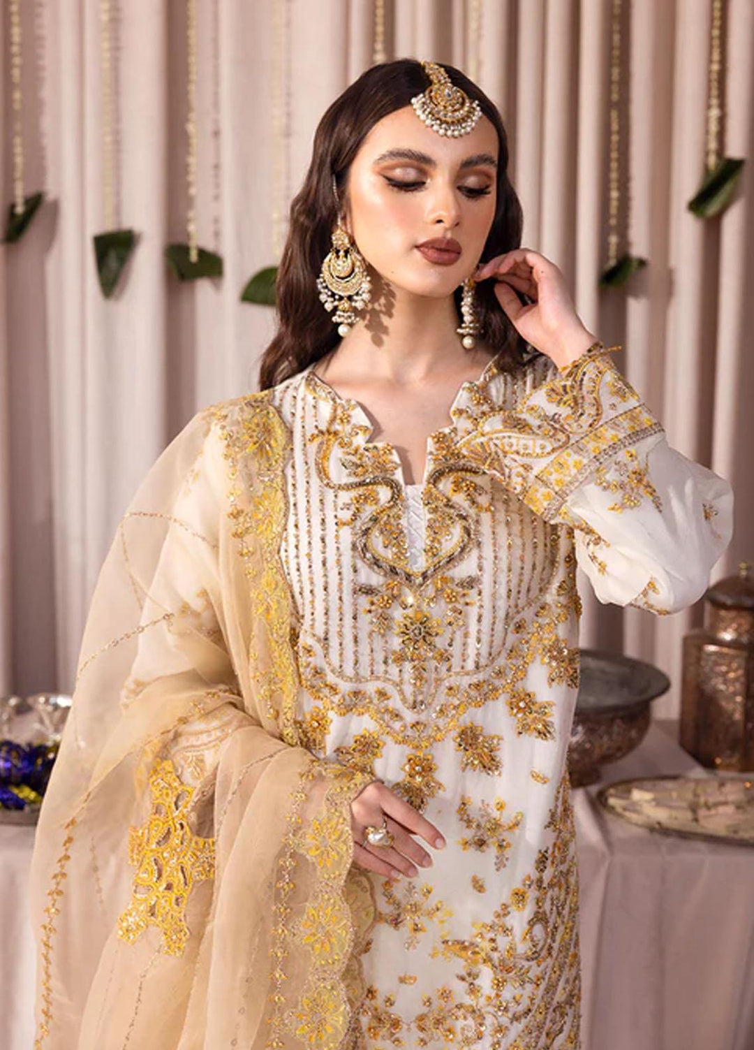 Romansiyyah By Emaan Adeel Embroidered Chiffon Suits Unstitched 3 Piece EA23RS Chantel - Luxury Collection