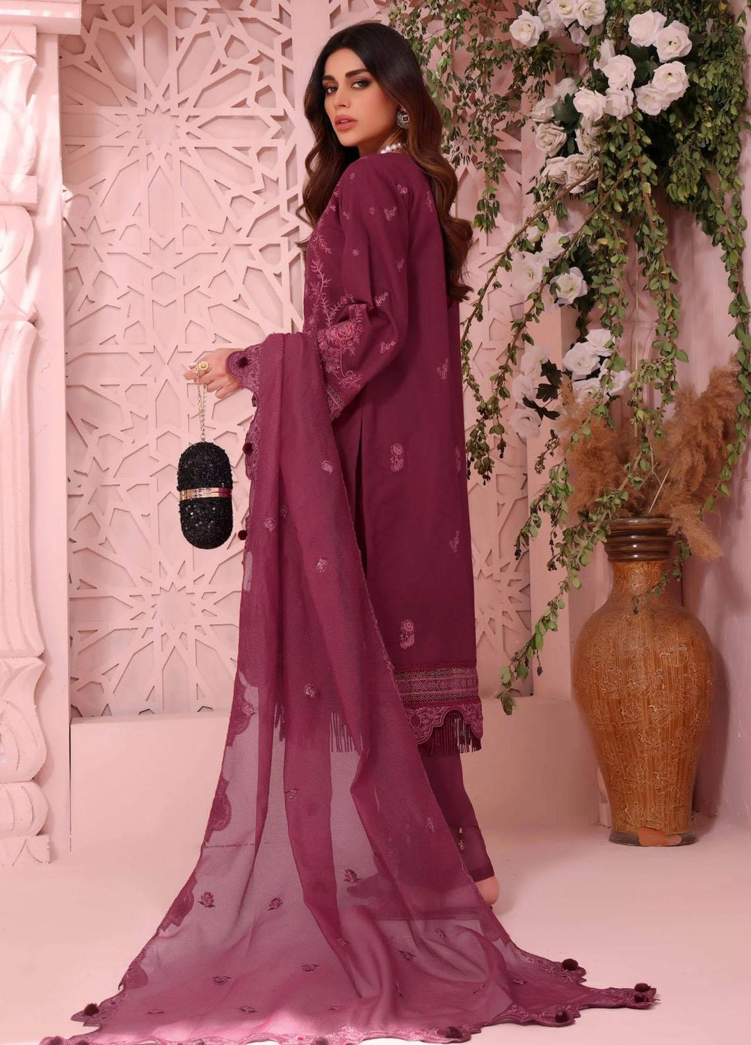 Roohi By Aahang Embroidered Lawn Suits Unstitched 3 Piece ANG23R Sarang - Summer Collection