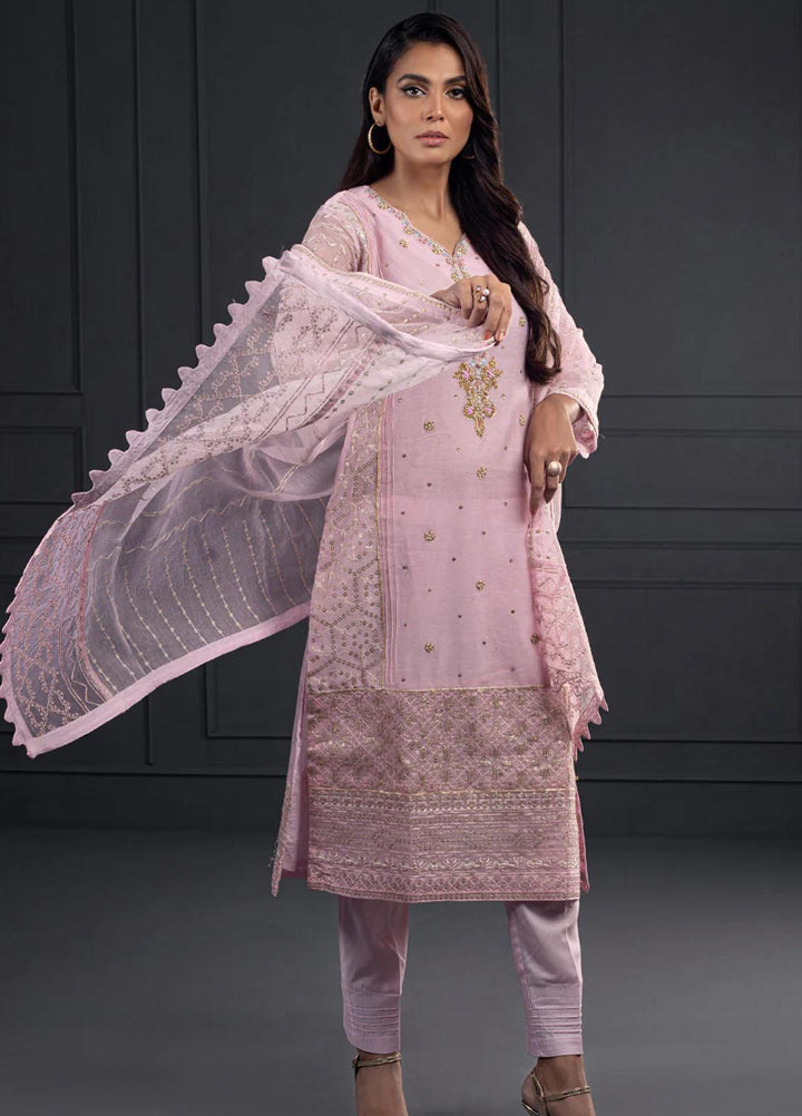 Shamooz Pret Embroidered Khaadi Net 3 Piece Suit SEM-0539 Daisy Pink