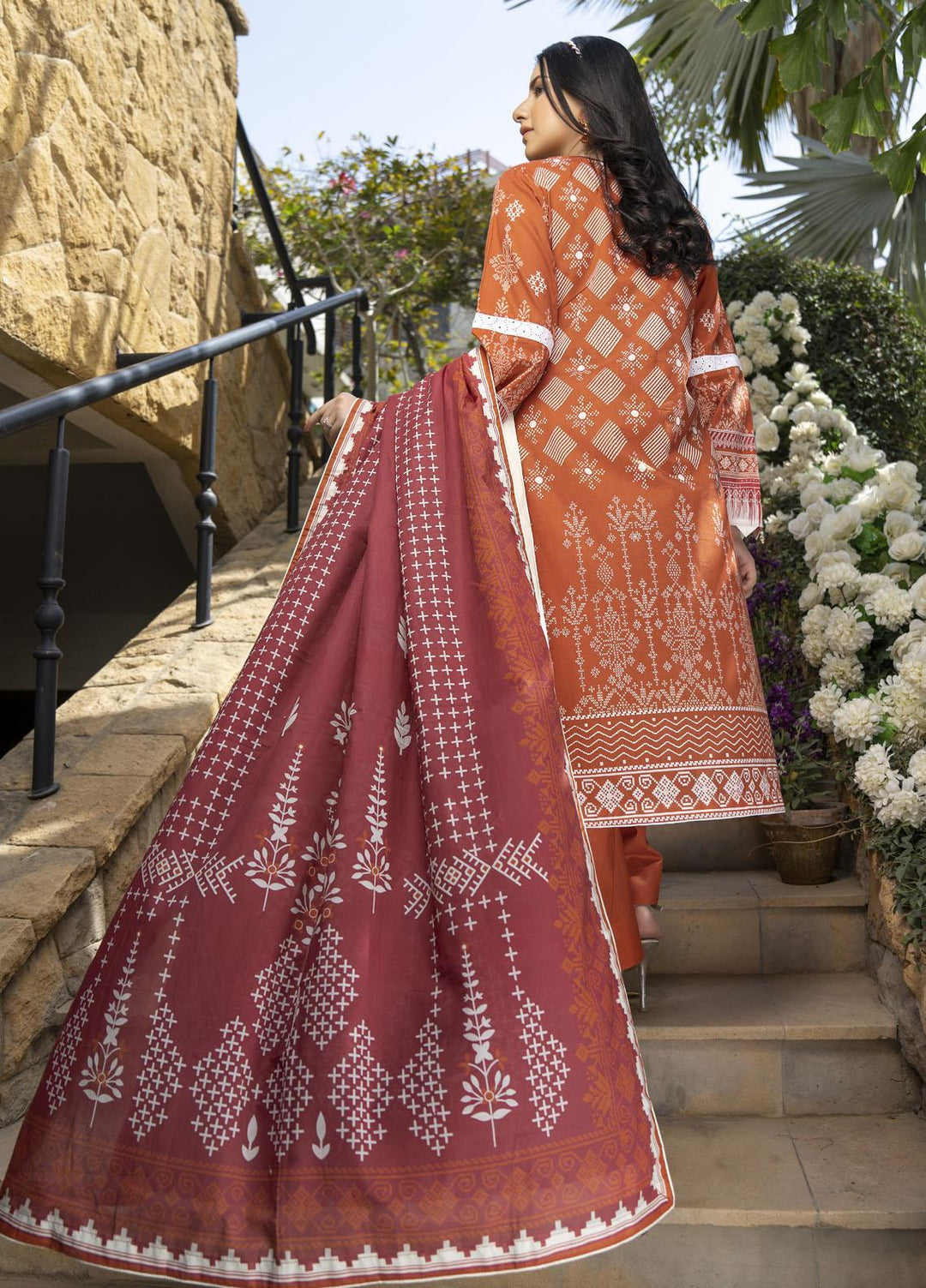 Rujhan Printed Lawn Suits Unstitched 3 Piece RJN22L-3 RP- 001 - Summer Collection