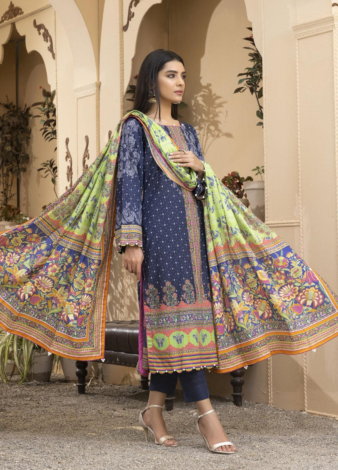 Rujhan Printed Lawn Suits Unstitched 3 Piece RJN22L-3 RPL- 001 - Summer Collection