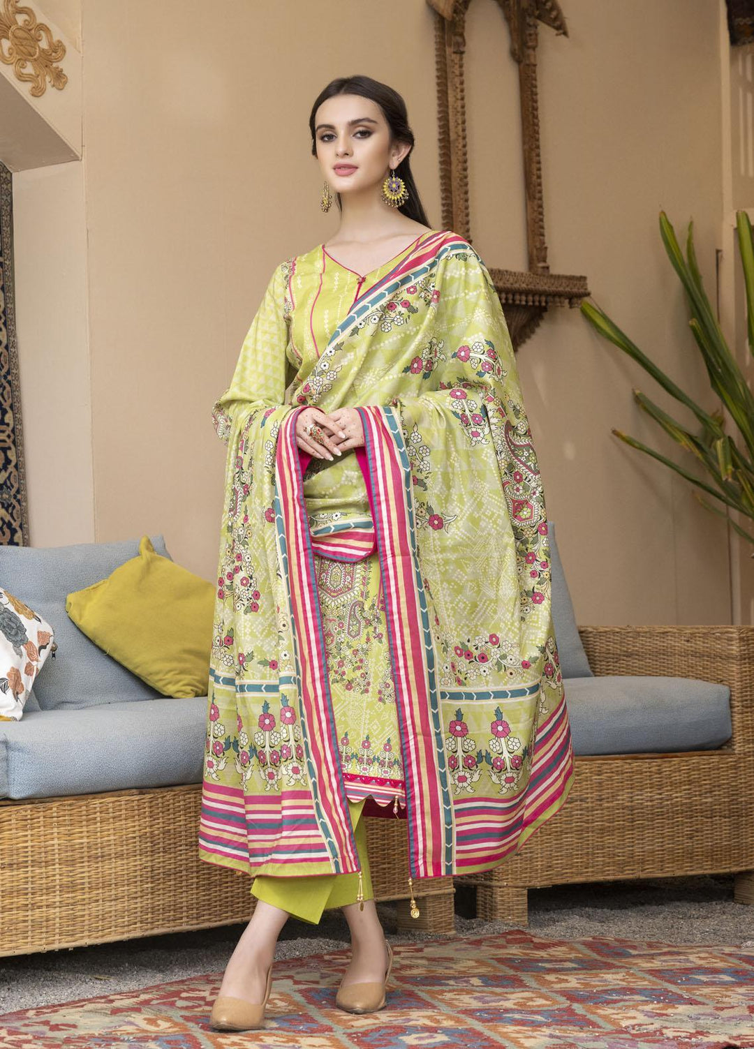 Rujhan Printed Lawn Suits Unstitched 3 Piece RJN22L-3 RPL- 010 - Summer Collection