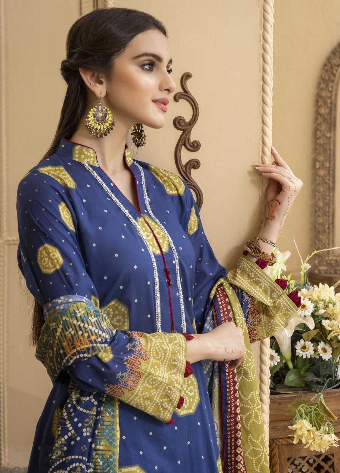Rujhan Printed Lawn Suits Unstitched 3 Piece RJN22L-3 RPL- 012 - Summer Collection