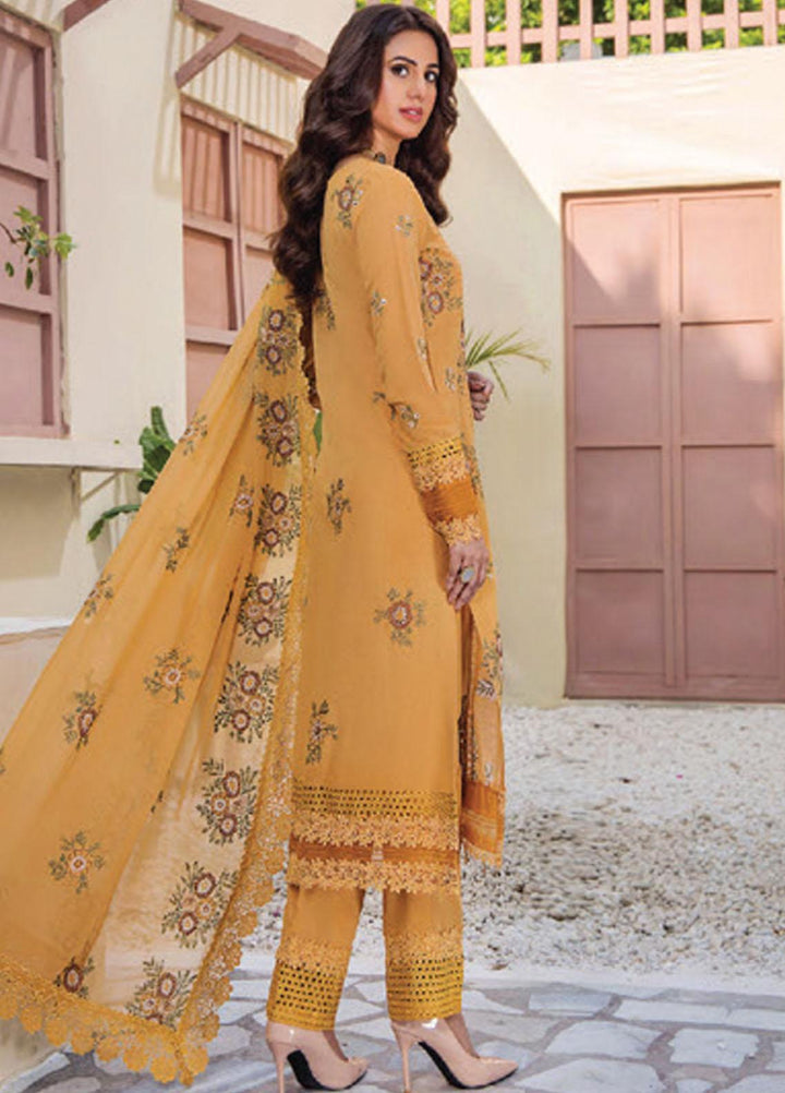Rumli By Humdum Embroidered Karandi Suits Unstitched 3 Piece HD23RM D-02 - Formal Collection