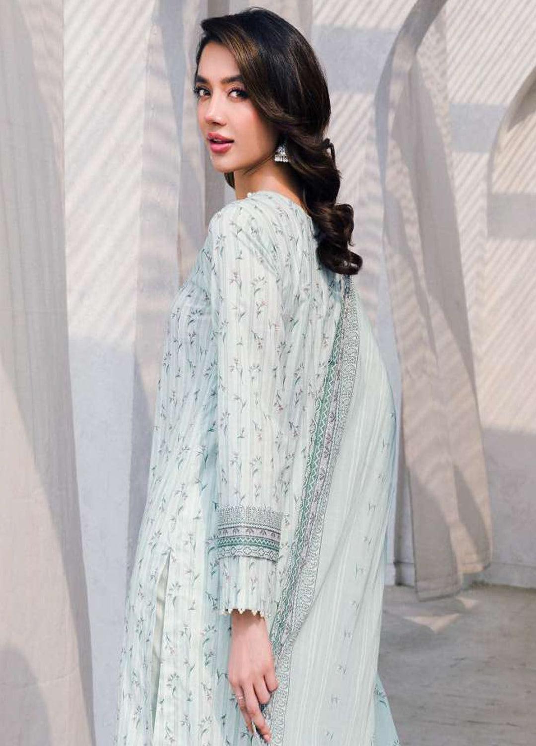 Rung By Motifz Printed Lawn Suit Unstitched 3 Piece MT24L-V1 4541 Husane Jahan - Summer Collection