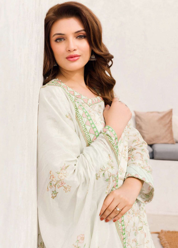 Rung By Motifz Printed Lawn Suit Unstitched 3 Piece MT24L-V1 4549 Zeenat - Summer Collection