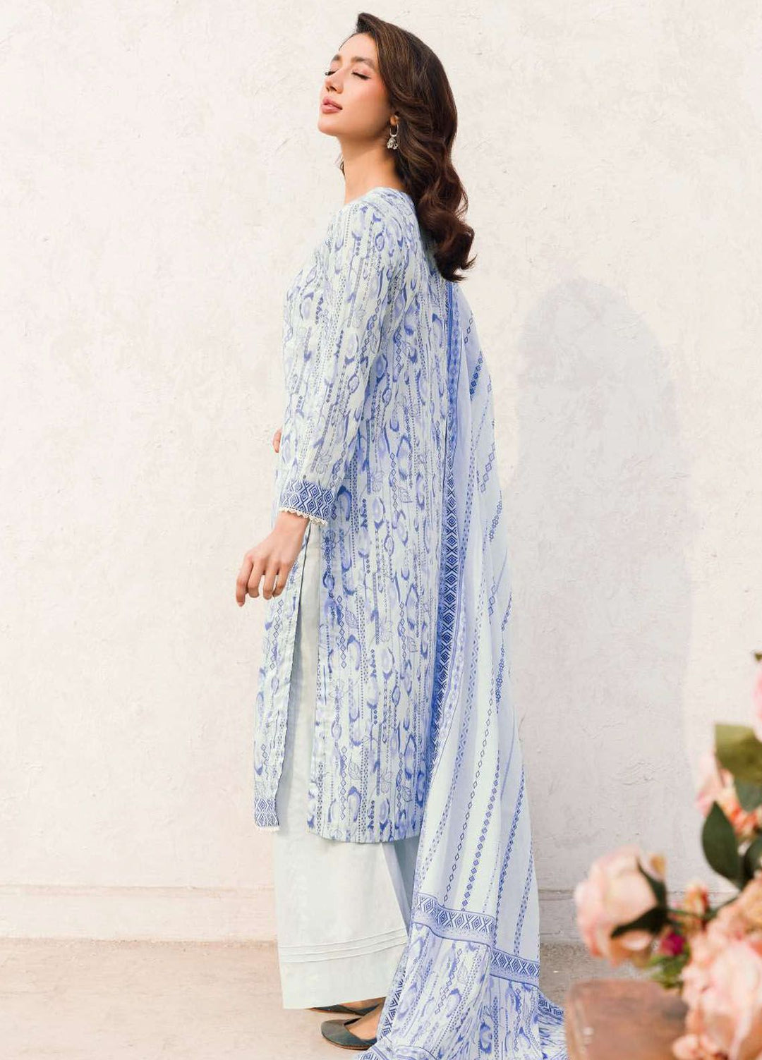 Rung By Motifz Printed Lawn Suit Unstitched 3 Piece MT24L-V1 4550 Hayaat - Summer Collection