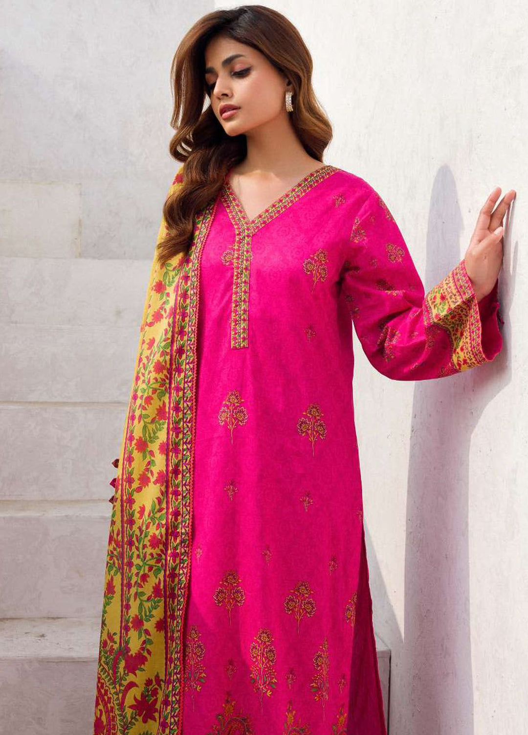 Rung By Motifz Printed Lawn Suit Unstitched 3 Piece MT24L-V2 4582 Saba - Summer Collection