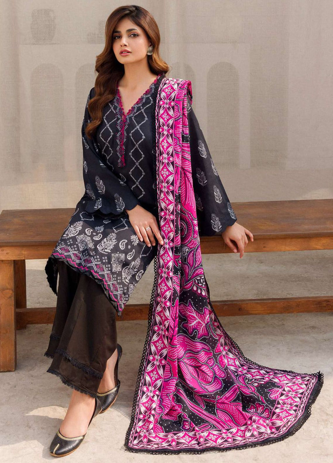 Rung By Motifz Printed Lawn Suit Unstitched 3 Piece MT24L-V2 4585 Mahtab - Summer Collection