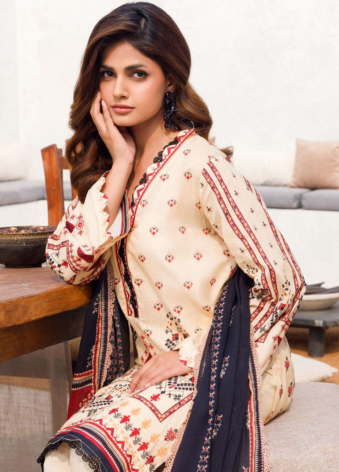 Rung By Motifz Printed Lawn Suit Unstitched 3 Piece MT24L-V2 4586 Qudsia - Summer Collection