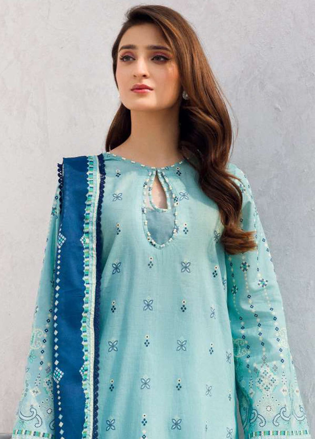 Rung By Motifz Printed Lawn Suit Unstitched 3 Piece MT24L-V2 4587 Bano - Summer Collection