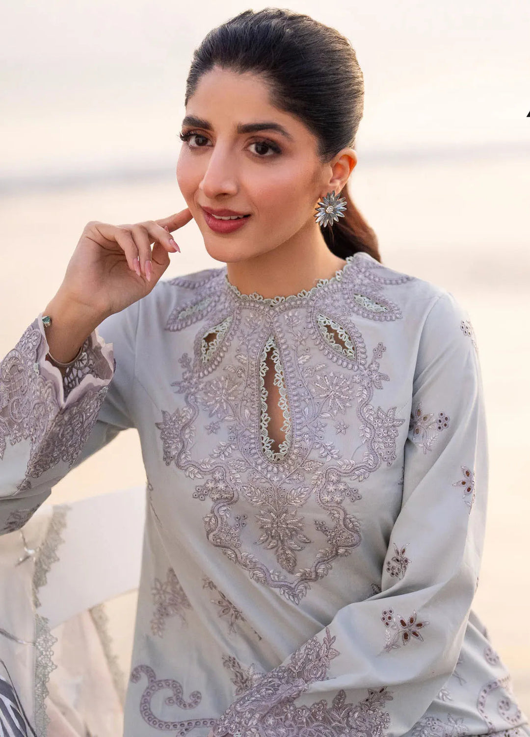 Saagar by Aabyaan Embroidered Lawn Suit Unstitched 3 Piece ABY25SL AS-10 Zumar - Summer Collection