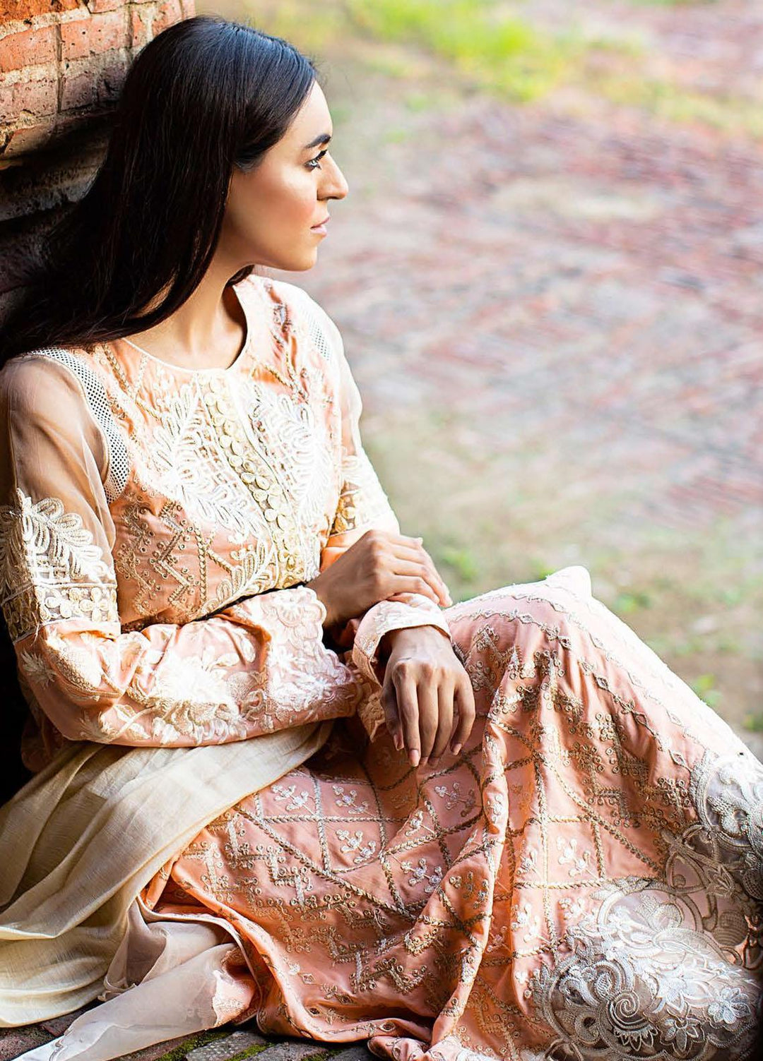 Saanjh By Zunuj Embroidered Lawn Suits Unstitched 3 Piece ZJ23S D-01 - Summer Collection