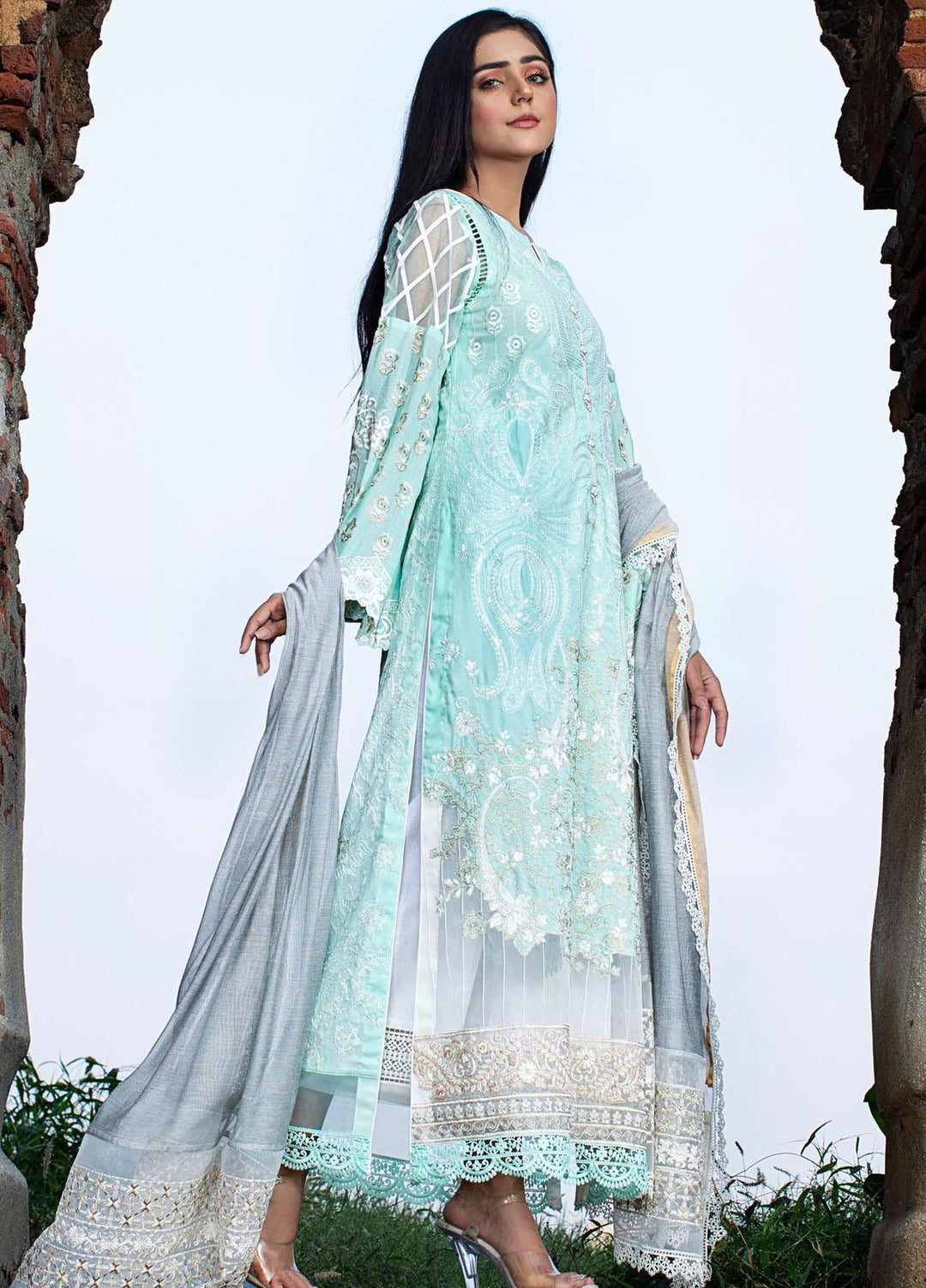 Saanjh By Zunuj Embroidered Lawn Suits Unstitched 3 Piece ZJ23S D-03 - Summer Collection