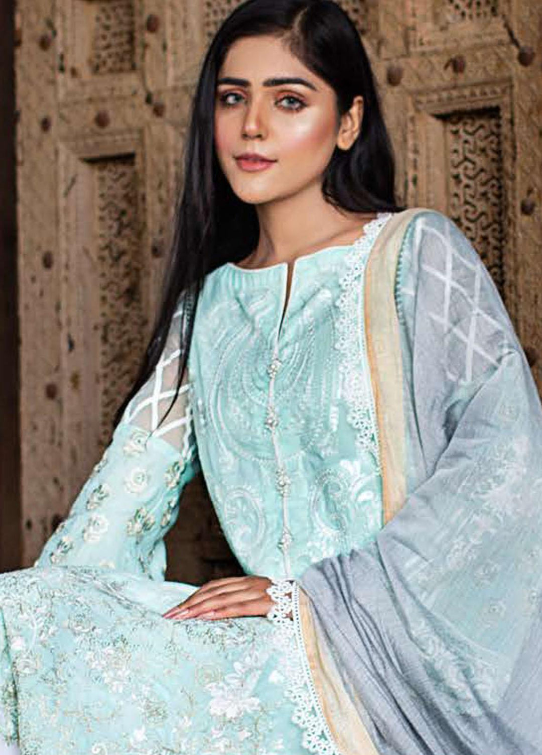 Saanjh By Zunuj Embroidered Lawn Suits Unstitched 3 Piece ZJ23S D-03 - Summer Collection