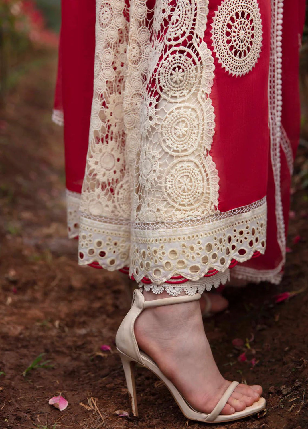 Sable Vogue Embroidered Lawn Suit Unstitched 3 Piece SV24LL SL-01-24 Carnelian - Luxury Summer Collection