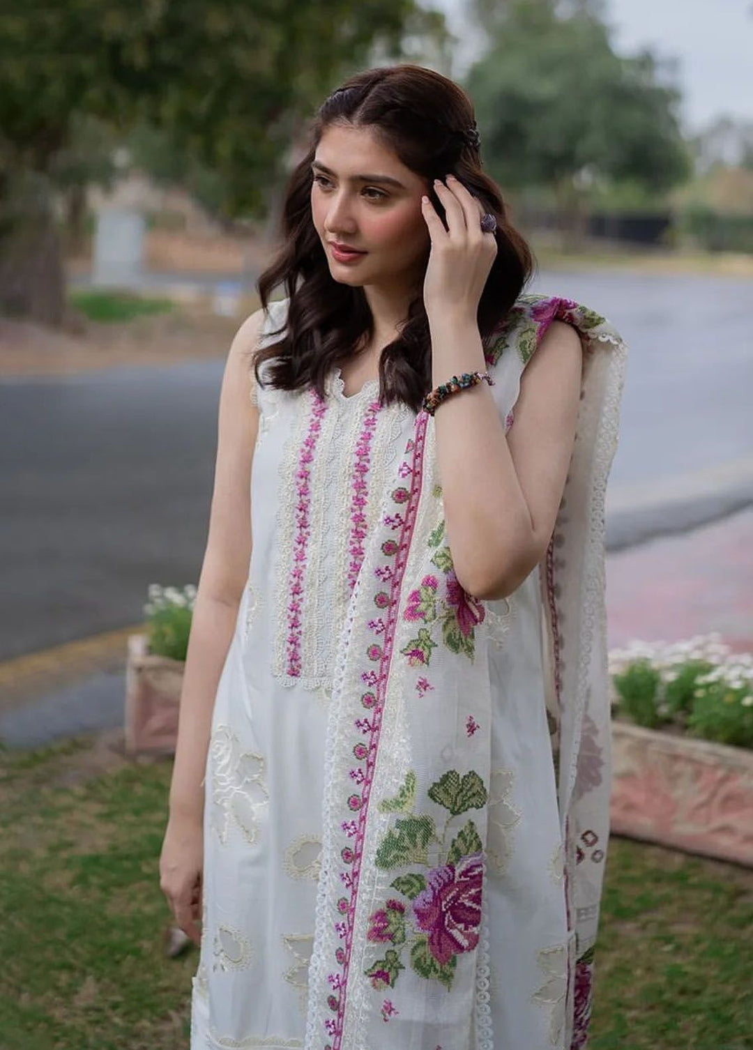 Sable Vogue Embroidered Lawn Suit Unstitched 3 Piece SV24LL SL-12-24 Lyra - Luxury Summer Collection