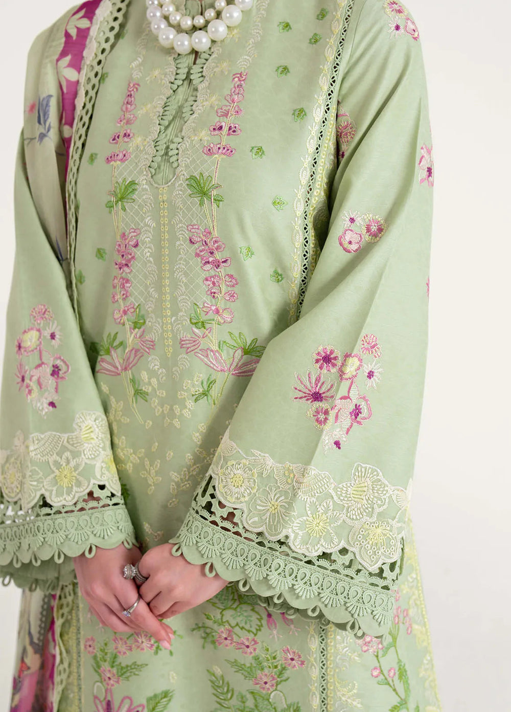 Sable Vogue Embroidered Lawn Suits Unstitched 3 Piece SV25LL SL-09 - Summer Collection