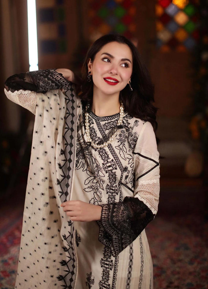 Sable Vogue Embroidered Lawn Suits Unstitched 3 Piece SV22LL SL-01 CYRA - Luxury Collection