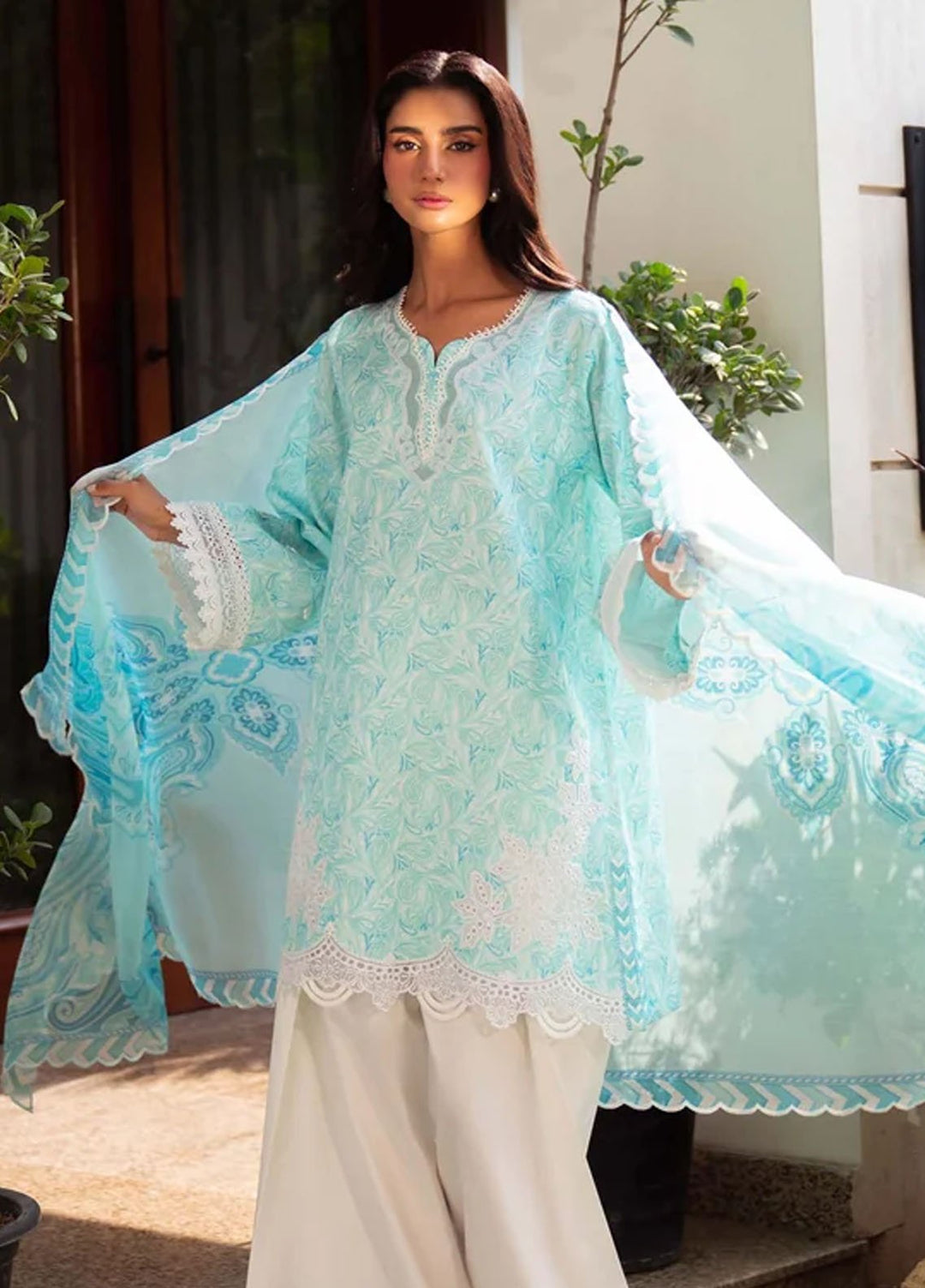 Sable Vogue Printed Lawn Suits Unstitched 3 Piece SV25PL SAL-06-25 - Summer Collection