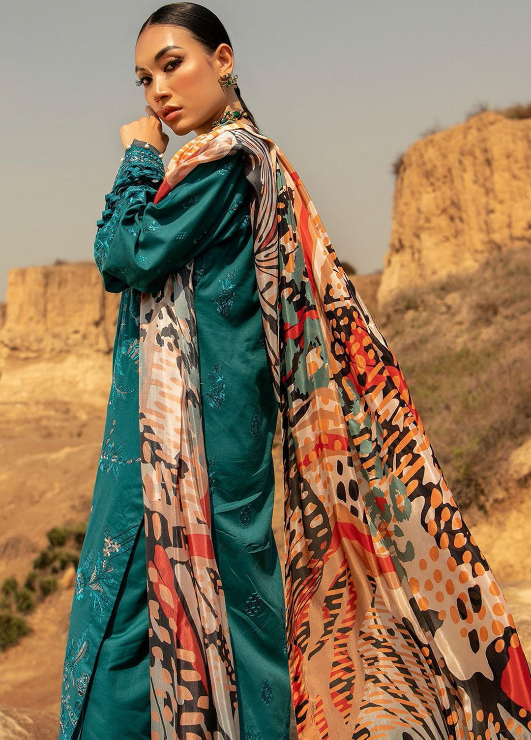 Safarnama By AIK Atelier Embroidered Lawn Suits Unstitched 3 Piece AIK22S Look 06 - Summer Collection