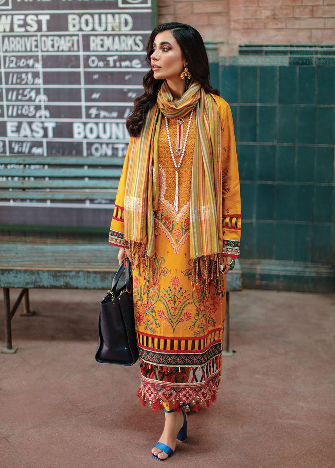 Safarnama By Rang Rasiya Embroidered Linen Suits Unstitched 3 Piece RR22S 08 Mashal - Winter Collection