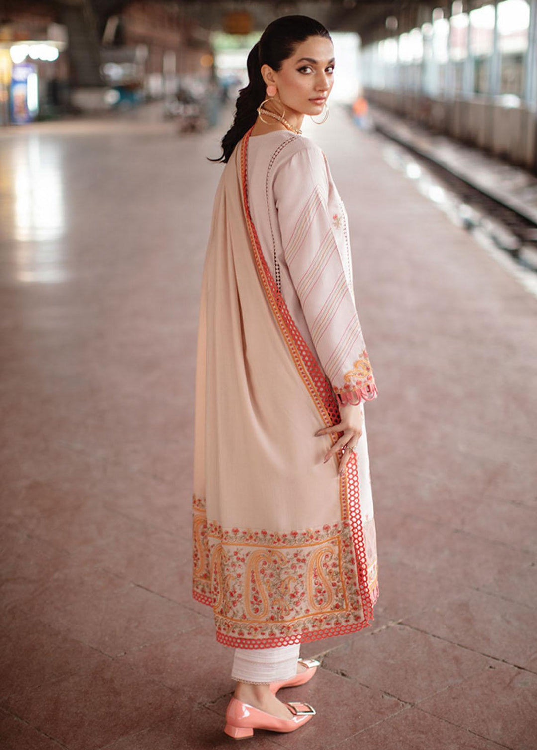 Safarnama By Rang Rasiya Embroidered Linen Suits Unstitched 3 Piece RR22S 10 Hurab - Winter Collection