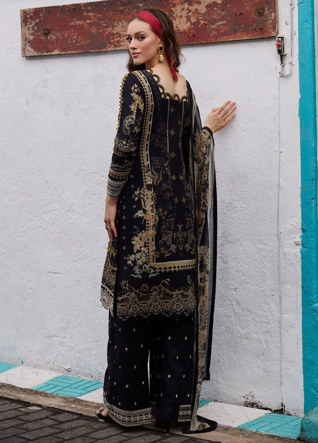 Saffira by Gulaal Embroidered Lawn Suits Unstitched 3 Piece GL25SL D-08 Amiri - Summer Collection