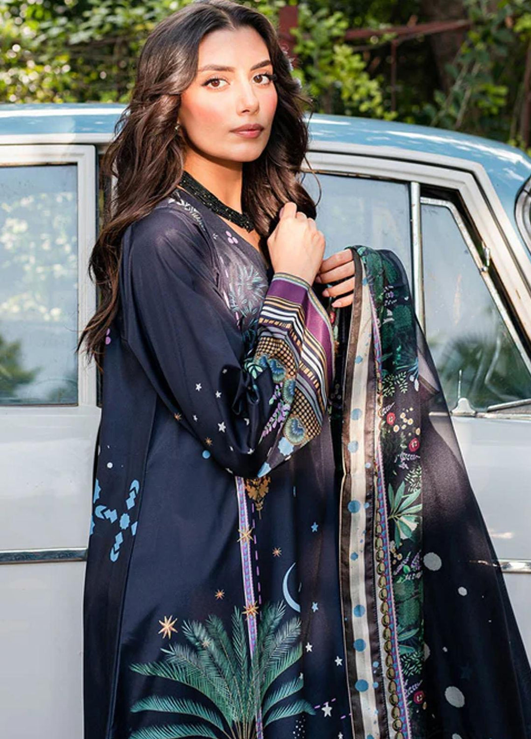 Zoya & Fatima Pret Embroidered Grip 3 Piece Suit SFR-599