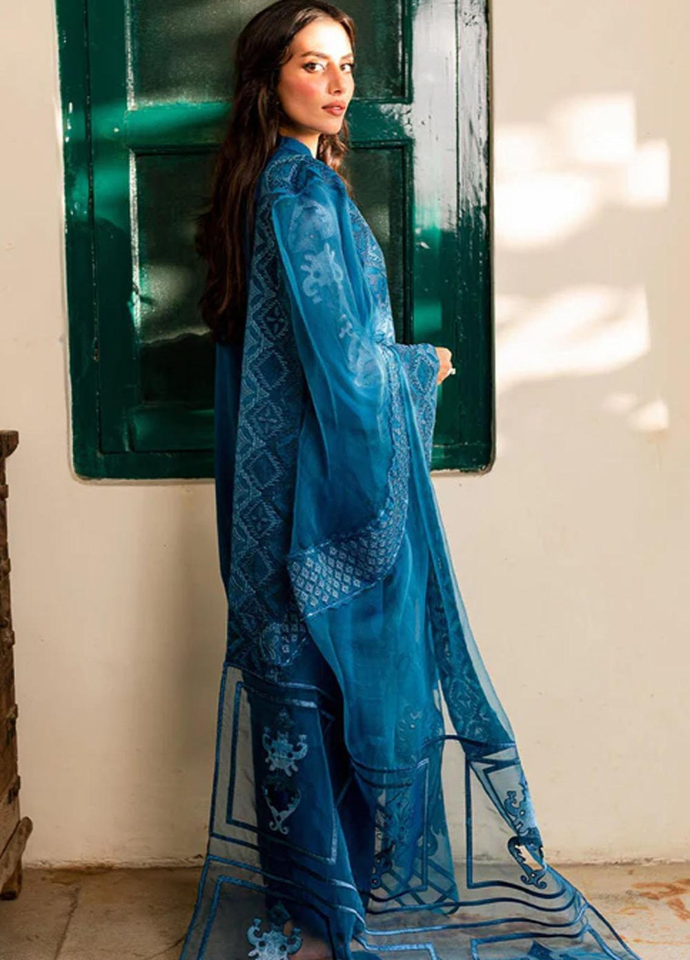 Zoya & Fatima Pret Embroidered Lawn 4 Piece Suit SFR-687