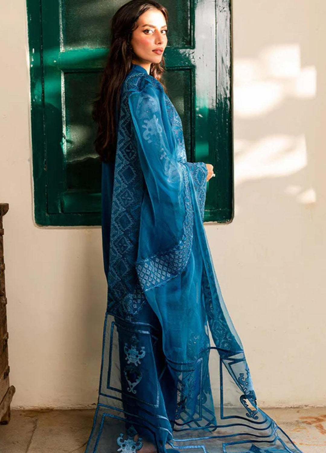 Zoya & Fatima Pret Embroidered Lawn 4 Piece Suit SFR-687