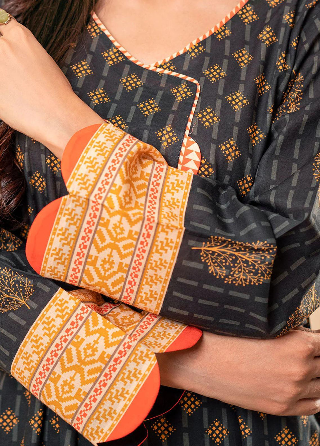 Safwa Printed Lawn Suits Unstitched 2 Piece SW23L S2P-46 Black - Summer Collection